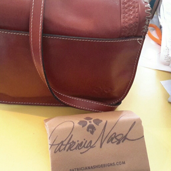 Patricia nash women's messager ⭐NWT - Picture 6 of 8